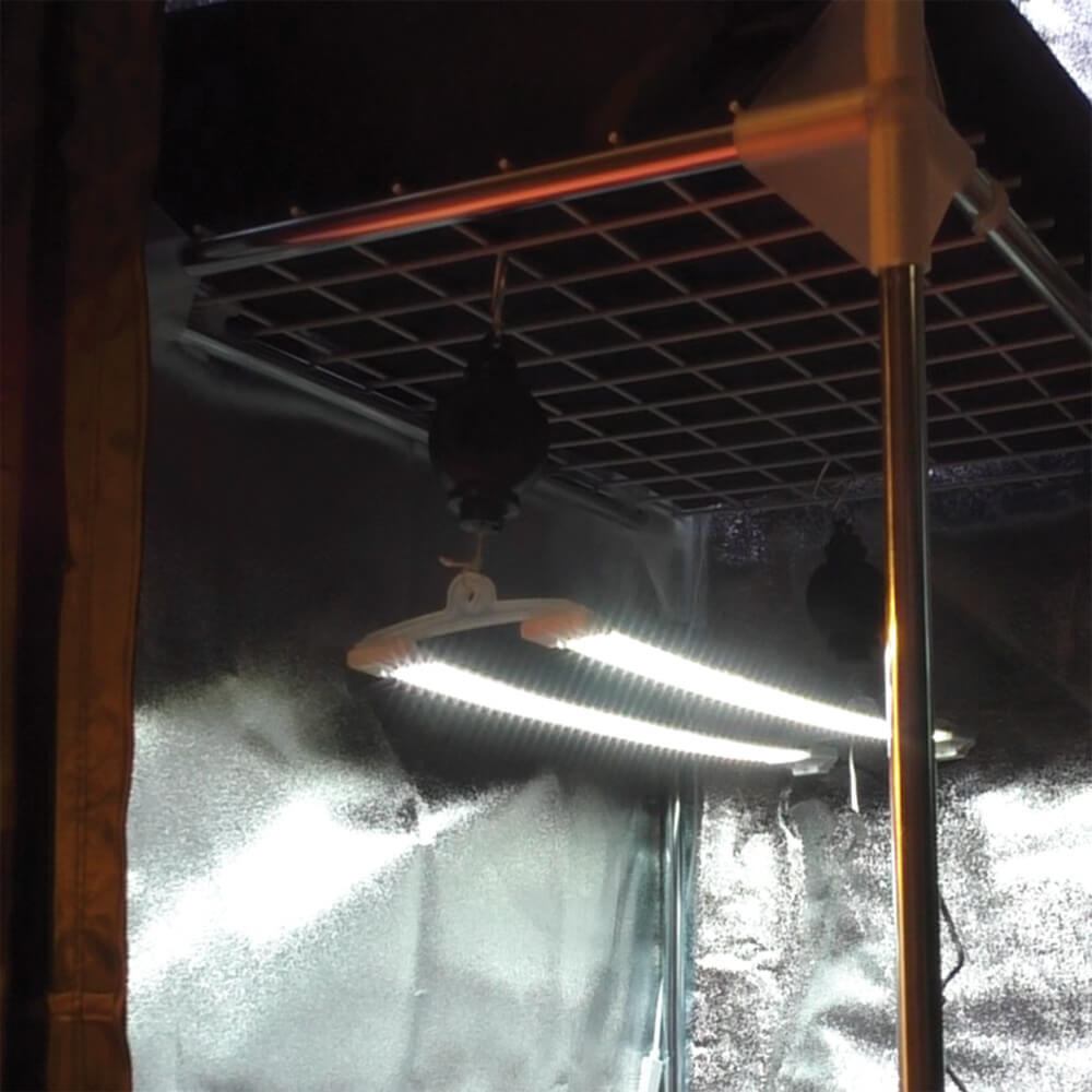 Growversand-Secret-Jardin-Cosmorrow-COM40D-COM80D-Netzteil-Praxisbeispiel-1000x1000