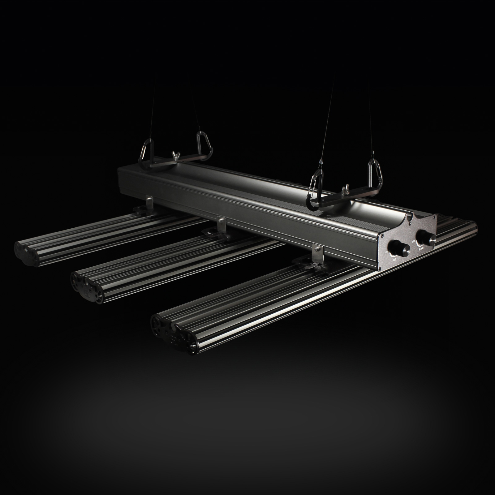 04 GCx 9 beauty shot schwebend