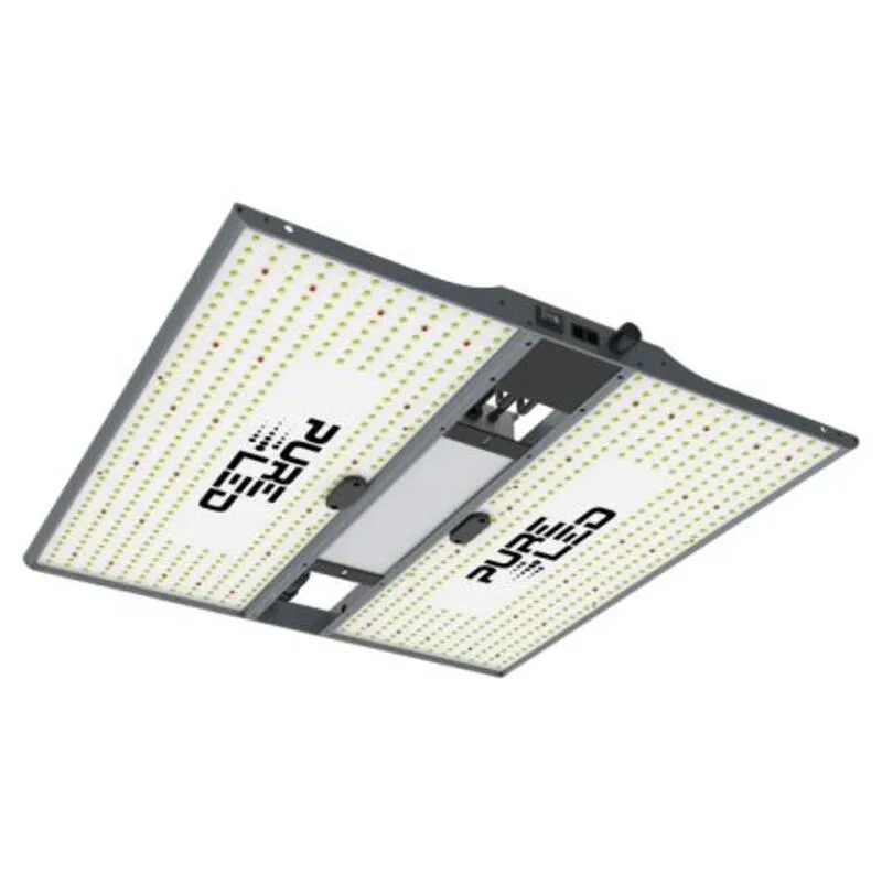 PureLED Q-Serie PureLED Leuchte der Q-Serie mit Quantum-Board in Schrägansicht