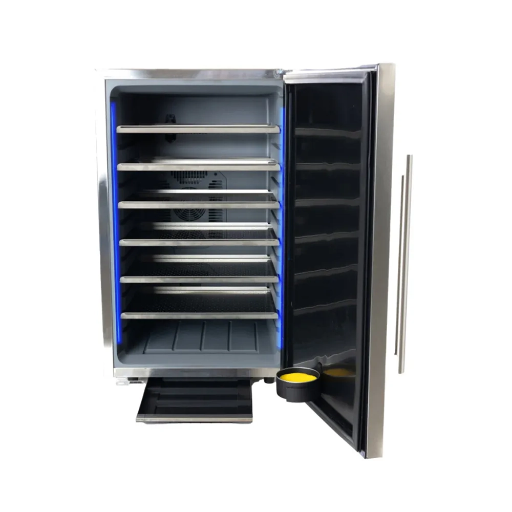 Cannatrol Cool Cure C2 geöffnet Cannatrol Cool Cure C2 mit geöffneter Tür und blauen Einschüben