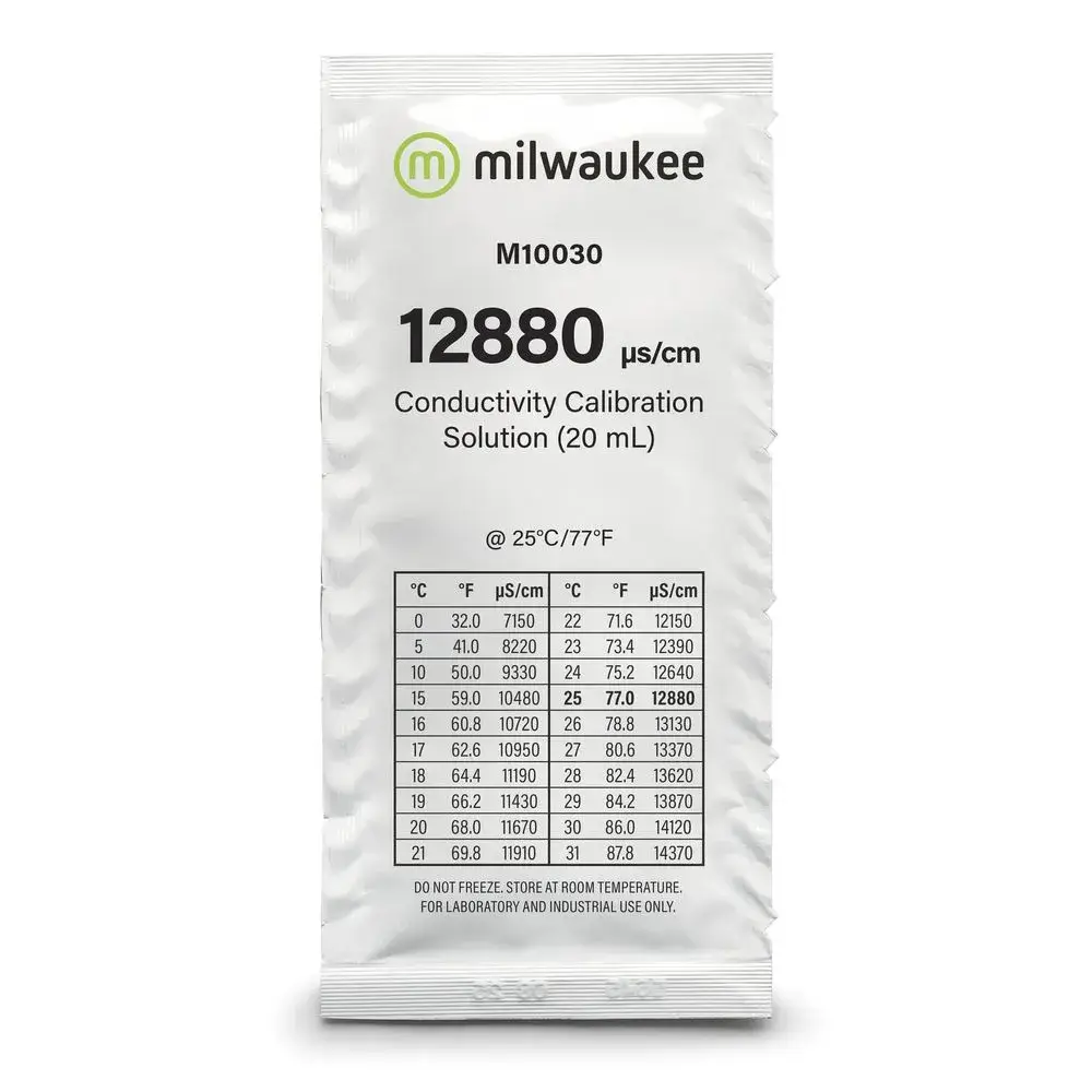 Milwaukee EC-Kalibrierlösung 12,88 mS/cm Milwaukee M10030 Beutel mit EC-Kalibrierlösung 12880 µS/cm und aufgedruckter Temperaturtabelle