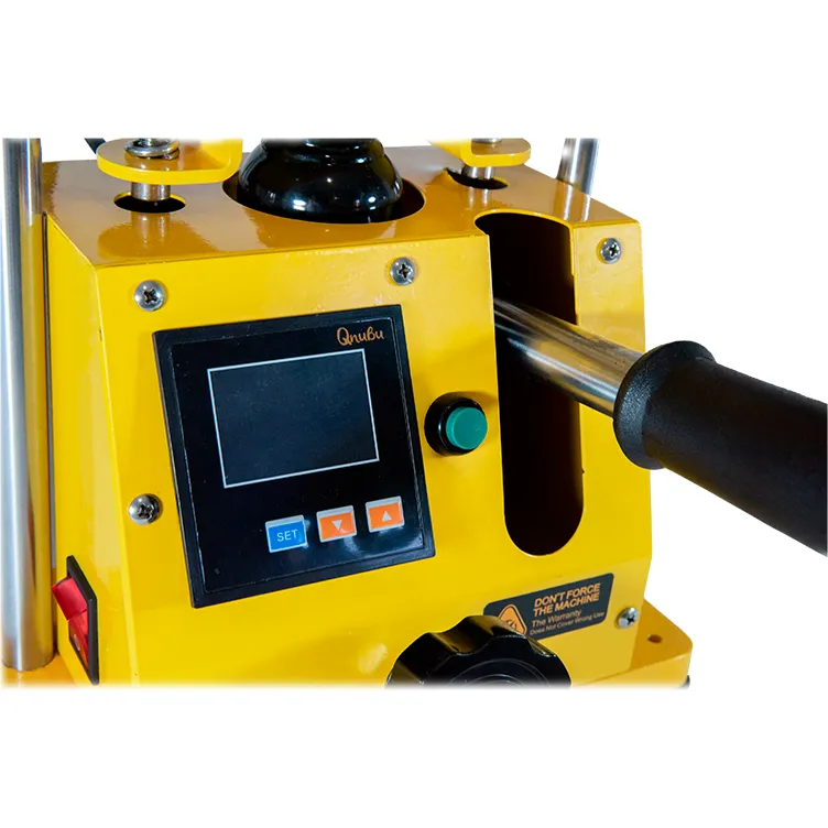 Qnubu Press Pro Hydraulic 2 t Display Bedienfeld mit Display der Qnubu Press Pro Hydraulic